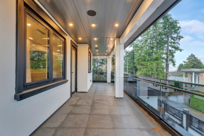 Fitness Center Photo Near 15460 Semiahmoo Avenue, White Rock, BC