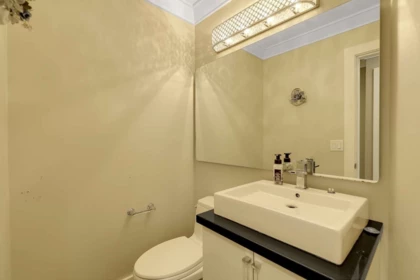 Guest Bathroom Photo of 15092 73 Avenue, Surrey, BC