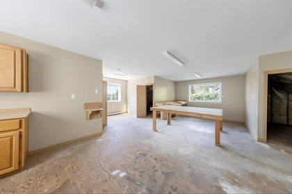 Swimming Pool Photo of 127 Hemlock Drive, Anmore, BC