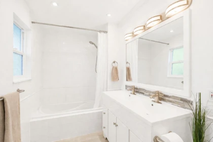 Powder Room Photo of 4072 Violet Street, North Vancouver, BC