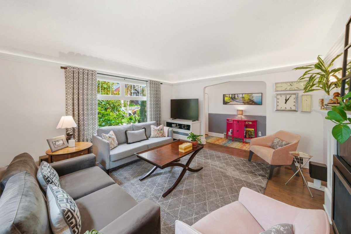 Family Room Photo of 1418 Hamilton Street, New Westminster, BC