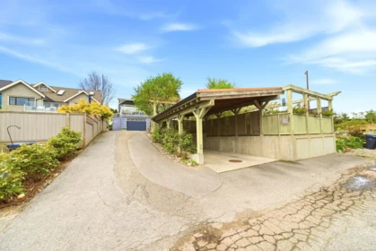 Aerial View of 1418 Hamilton Street, New Westminster, BC
