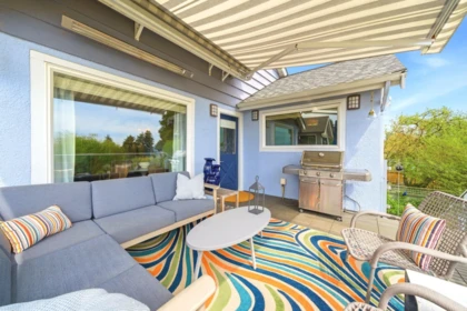 Outdoor Patio Photo of 1418 Hamilton Street, New Westminster, BC