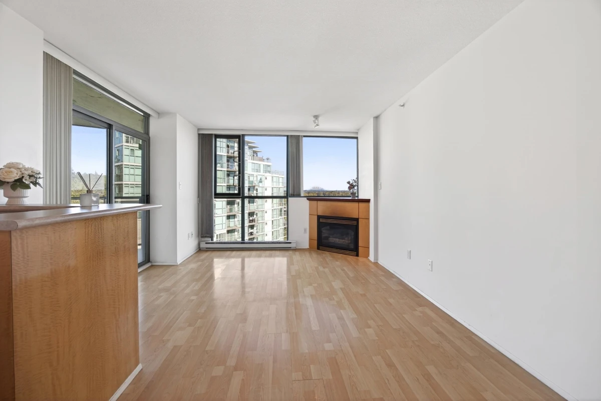 Living Room Photo of 1001 2733 Chandlery Place, Vancouver, BC