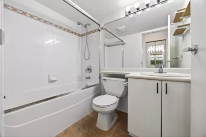 Powder Room Photo of 1001 2733 Chandlery Place, Vancouver, BC