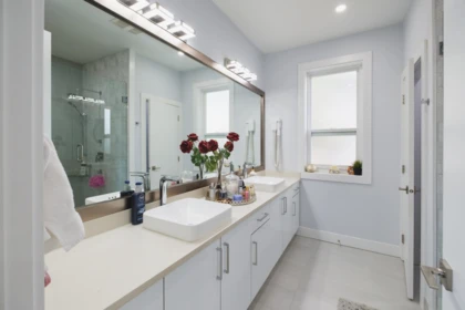 Basement Recreation Room Photo of 2211 154 Street, Surrey, BC