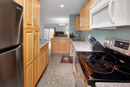 Breakfast Nook Photo of 3 19022 119b Avenue, Pitt Meadows, BC