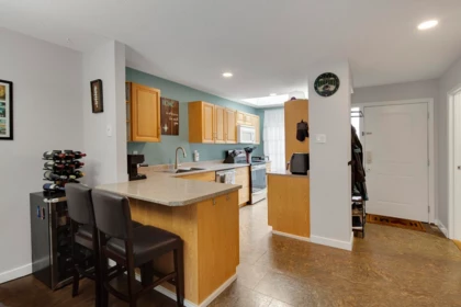 Kitchen Island Photo of 3 19022 119b Avenue, Pitt Meadows, BC