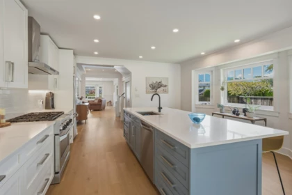 Breakfast Nook Photo of 1000 Polewe Place, Garibaldi Highlands, BC