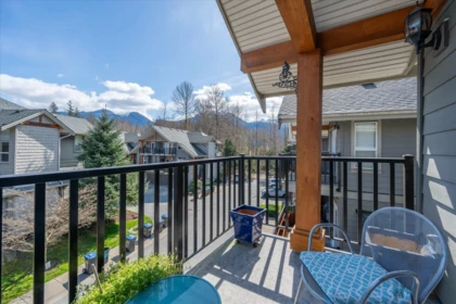 Outdoor Deck Photo of 24 39758 Government Road, Squamish, BC