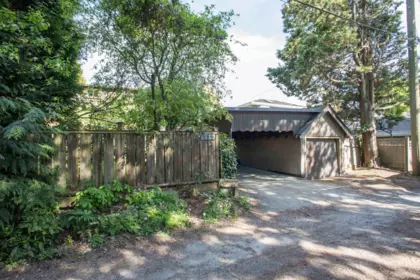 Front Yard Photo of 6857 Laburnum Street, Vancouver, BC