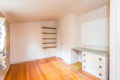 Staircase Photo of 6857 Laburnum Street, Vancouver, BC