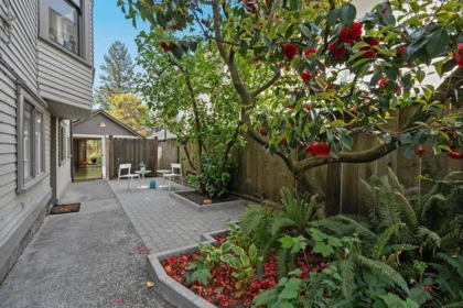 Backyard Photo of 1117 Semlin Drive, Vancouver, BC