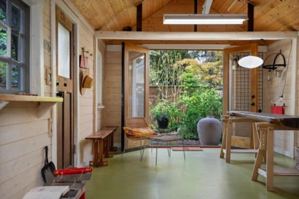 Outdoor Kitchen Photo of 1117 Semlin Drive, Vancouver, BC