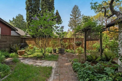 Street View Photo of 1117 Semlin Drive, Vancouver, BC