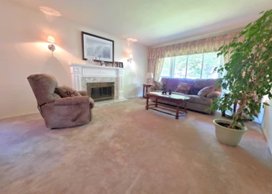 15734 97a Avenue, Surrey, BC, Surrey — Single Family Residence for sale