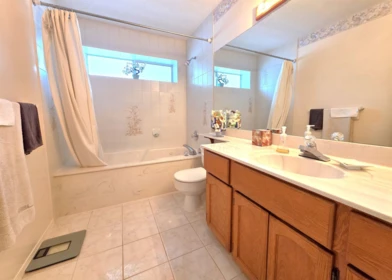 Loft / Bonus Room Photo of 15734 97a Avenue, Surrey, BC