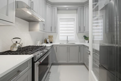 Kitchen Island Photo of 15658 82a Avenue, Surrey, BC