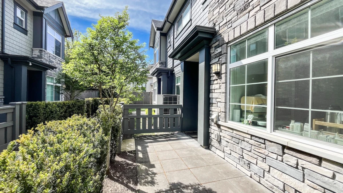 Family Room Photo of 60 7191 Lechow Street, Richmond, BC