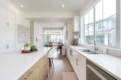 Breakfast Nook Photo of 1 8545 Maplewood Road, Chilliwack, BC