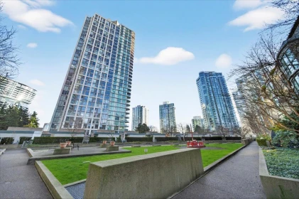 Aerial View of 603 1009 Expo Boulevard, Vancouver, BC