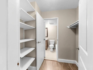Basement Recreation Room Photo of 5 9584 Manchester Drive, Burnaby, BC