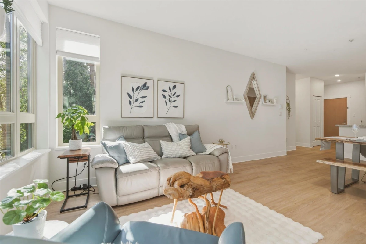 Living Room Photo of 308 1111 E 27th Street, North Vancouver, BC
