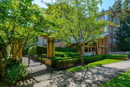 Hot Tub / Spa Photo of 308 1111 E 27th Street, North Vancouver, BC