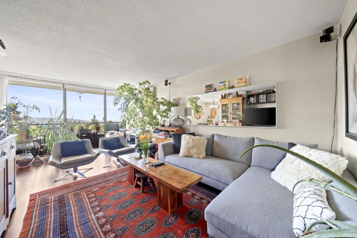 Family Room Photo of 901 2370 W 2nd Avenue, Vancouver, BC