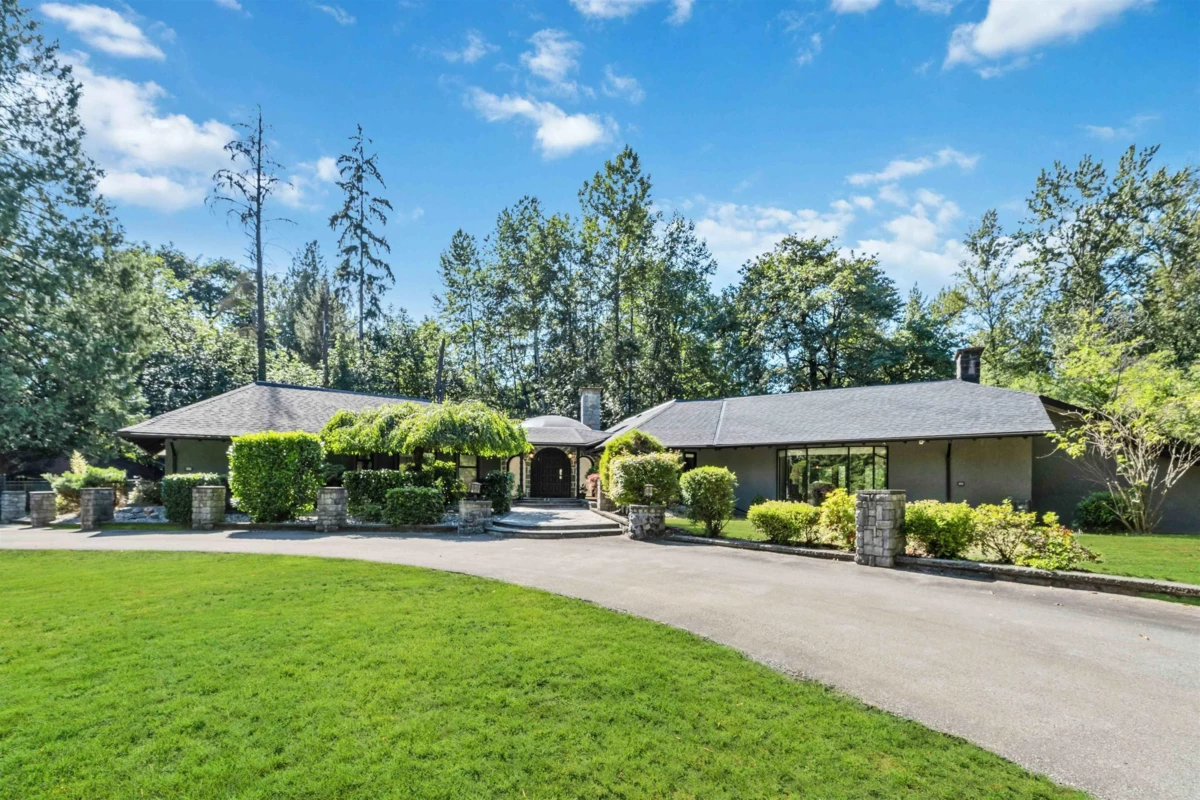 Exterior Front Photo of 1 23100 129 Avenue, Maple Ridge, BC