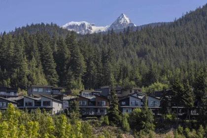 Outdoor Deck Photo of 318 41105 Tantalus Road, Squamish, BC