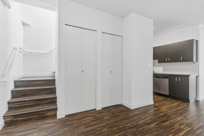 Walk-In Closet Photo of 318 41105 Tantalus Road, Squamish, BC