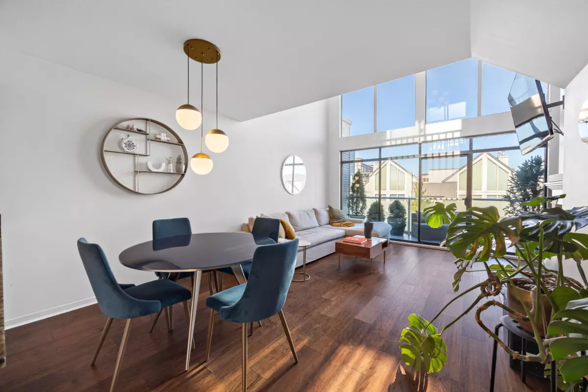 Dining Area Photo of 406 48 Richmond Street, New Westminster, BC
