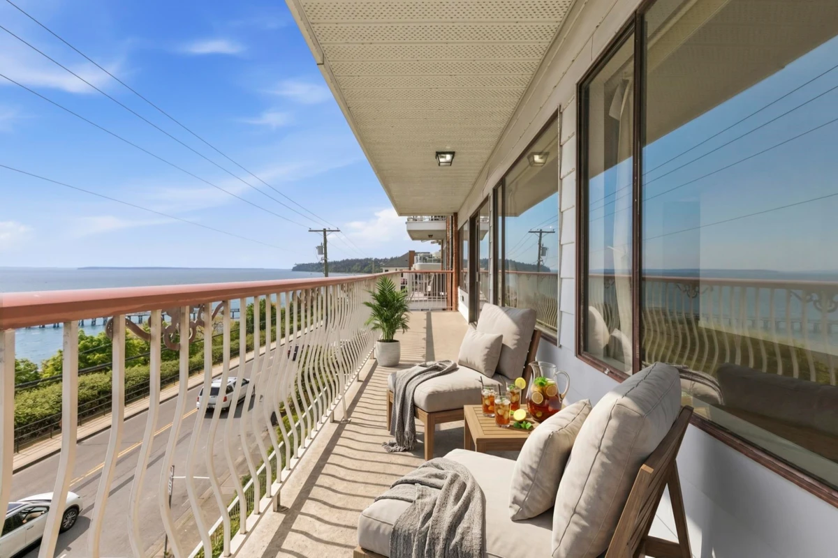 Exterior Rear Photo of 202 15147 Marine Drive, White Rock, BC