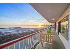 202 15147 Marine Drive, White Rock, BC