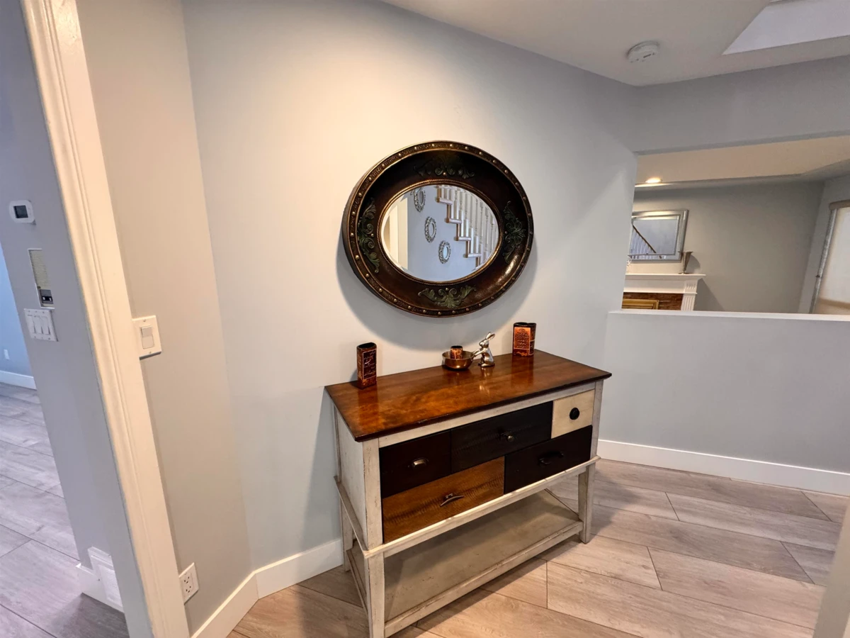 Dining Area Photo of 1416 Purcell Drive, Coquitlam, BC