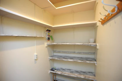 Loft / Bonus Room Photo of 307 1444 Martin Street, White Rock, BC