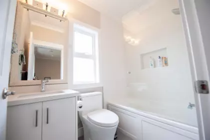 Hallway Photo of 11311 Seaton Road, Richmond, BC