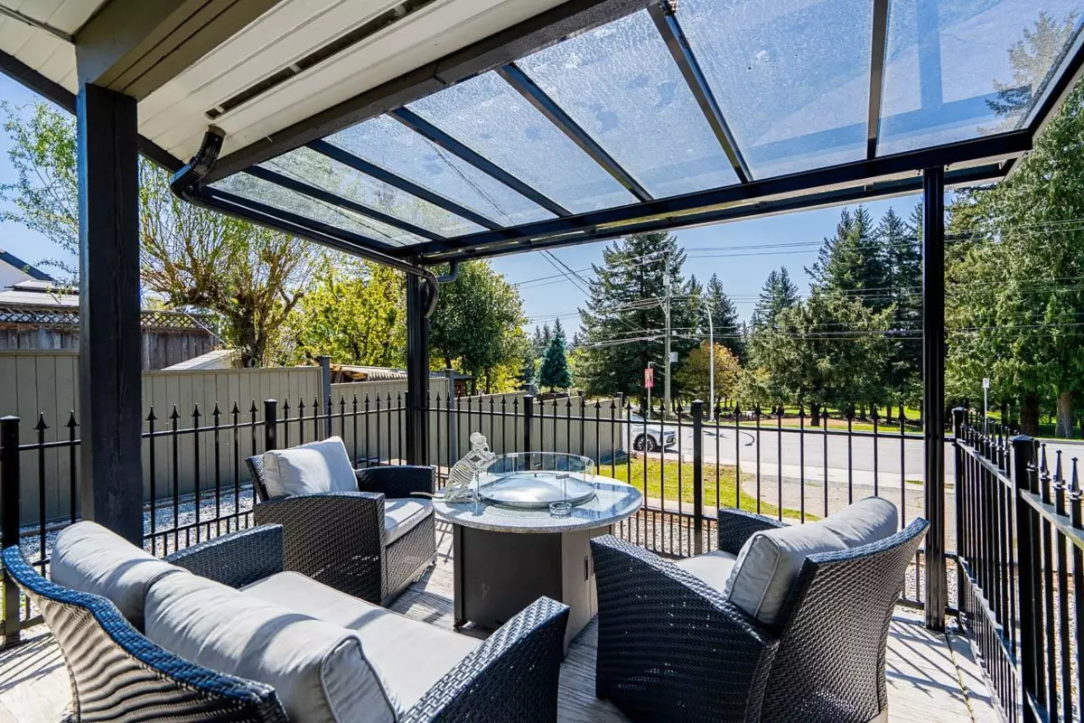Dining Area Photo of 33097 14th Avenue, Mission, BC