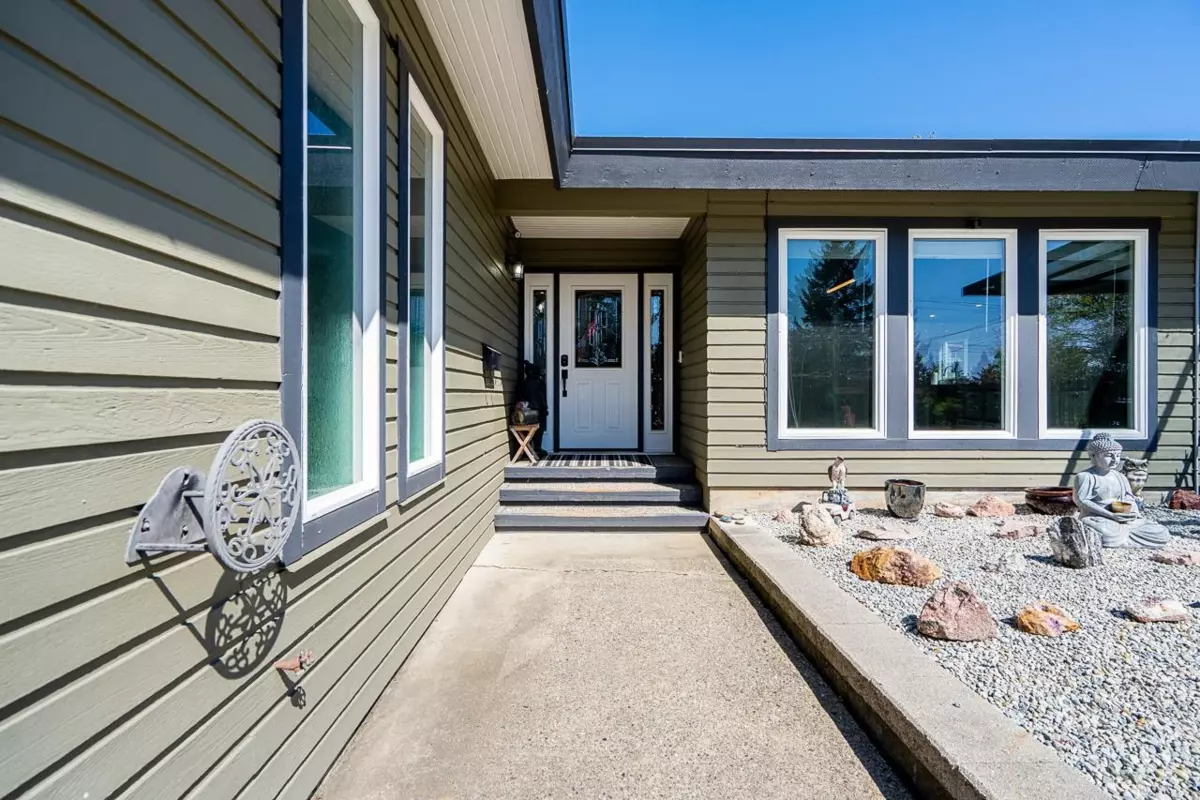 Family Room Photo of 33097 14th Avenue, Mission, BC