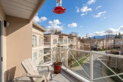Laundry Room Photo of 402 2559 Parkview Lane, Port Coquitlam, BC