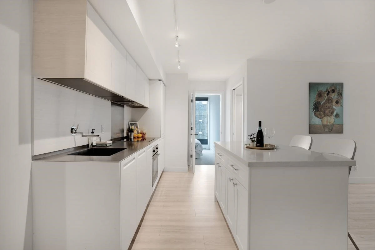 Family Room Photo of 1502 1133 Hornby Street, Vancouver, BC