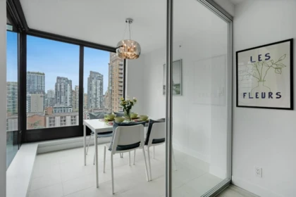 Breakfast Nook Photo of 1502 1133 Hornby Street, Vancouver, BC