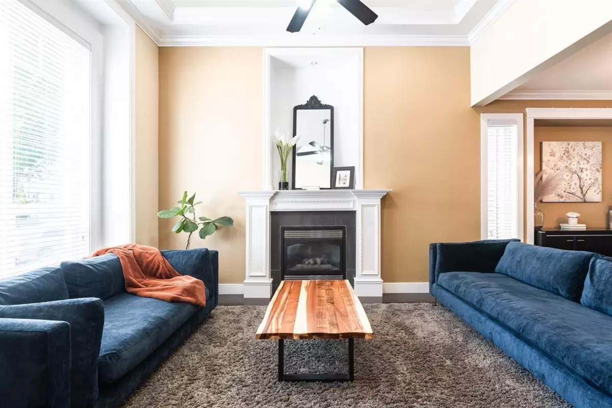 Family Room Photo of 14239 62 Avenue, Surrey, BC
