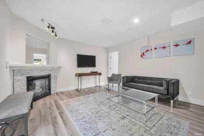 Entry Foyer Photo of 2471 Friskie Avenue, Port Coquitlam, BC