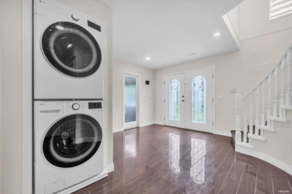 Mudroom Photo of 2471 Friskie Avenue, Port Coquitlam, BC