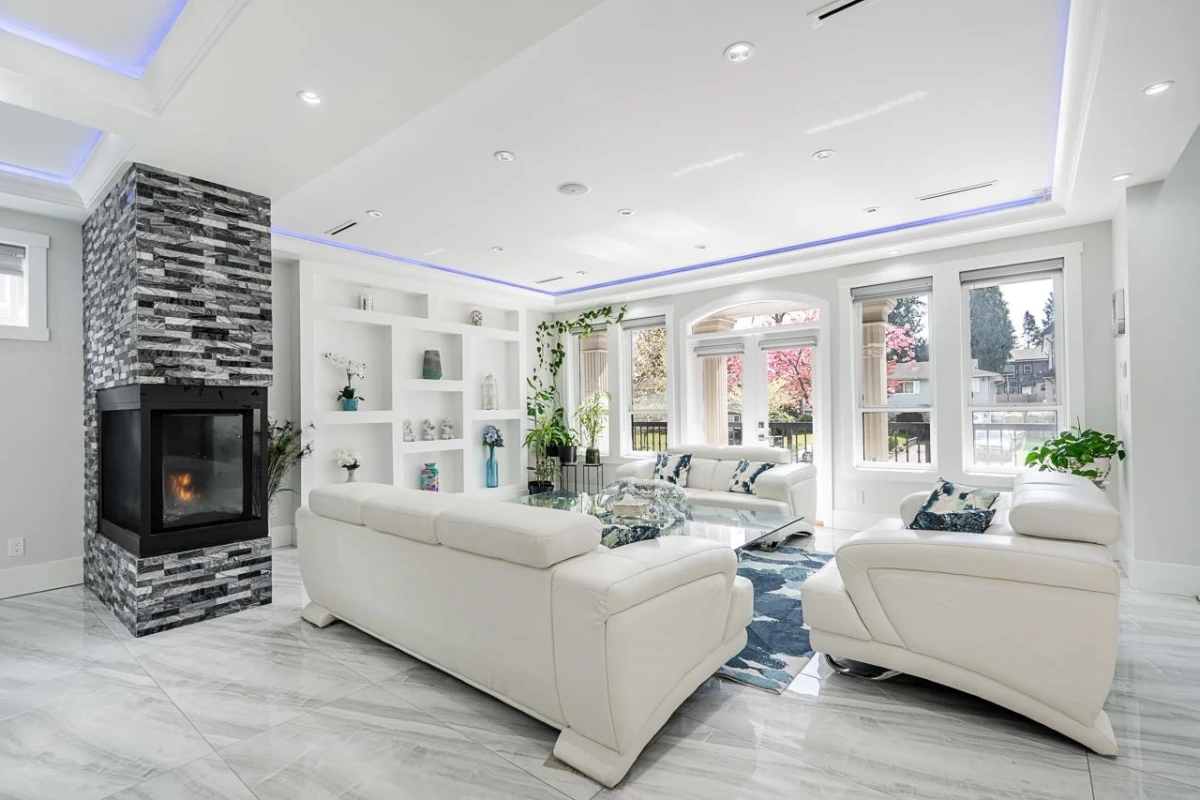 Family Room Photo of 14115 76 Avenue, Surrey, BC