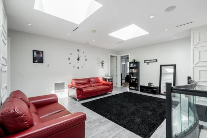 Basement Recreation Room Photo of 14115 76 Avenue, Surrey, BC