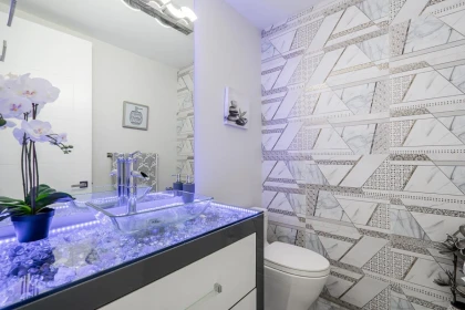 Guest Bathroom Photo of 14115 76 Avenue, Surrey, BC