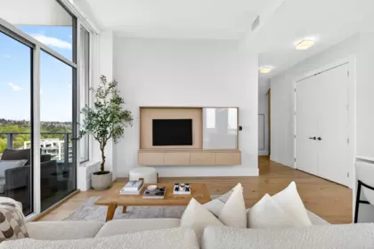 Breakfast Nook Photo of 2505 3438 Sawmill Crescent, Vancouver, BC